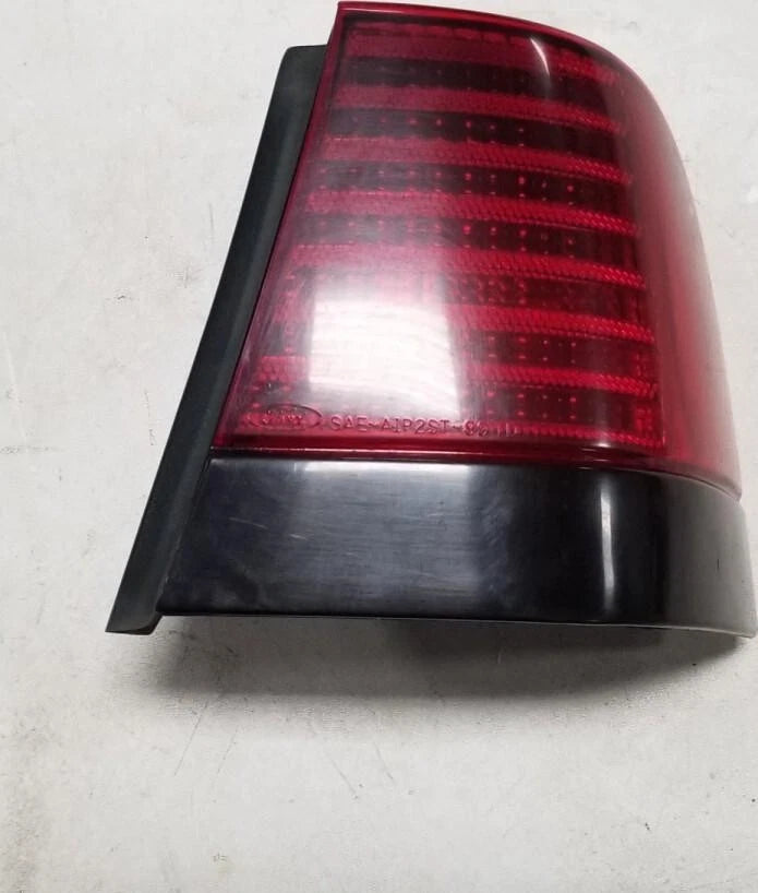 Passenger Side Corner Brake Tail Light for Ford Thunderbird (1989–1991)