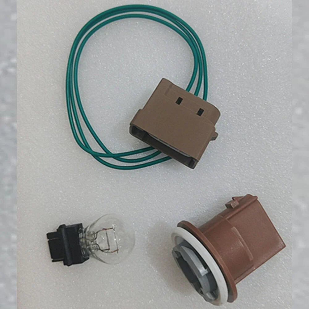 Headlamp Light Socket Pigtail + 3157 Bulb for Ford