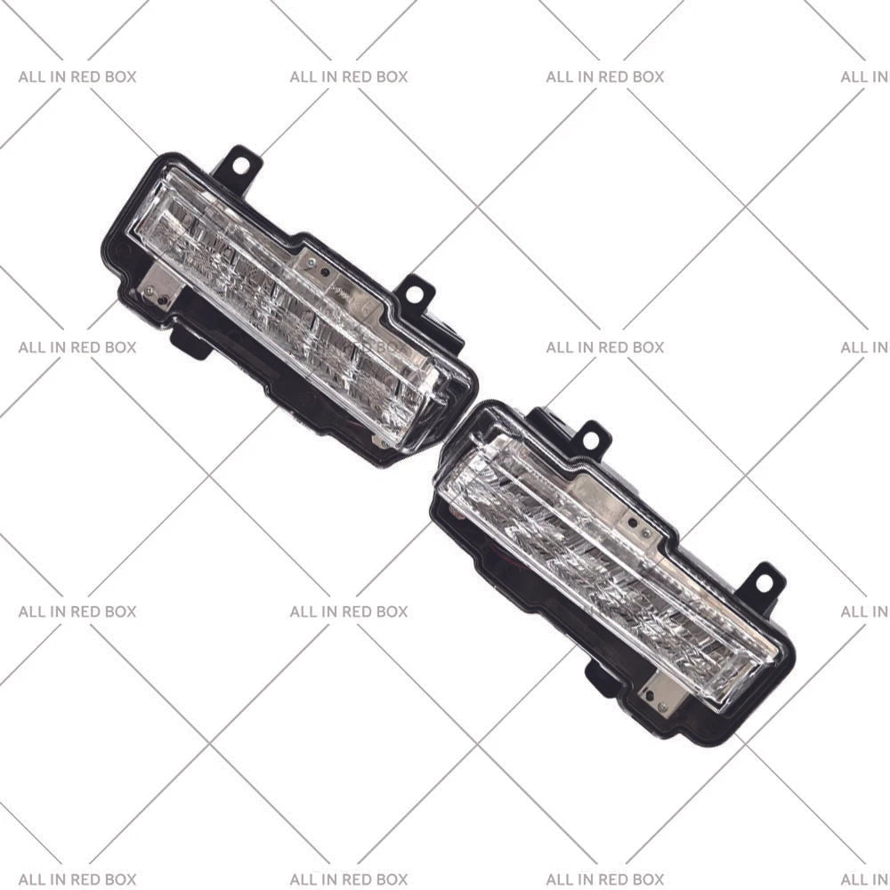 2Pcs Front Bumper Fog Light LH+RH for Mitsubishi Pajero (2015–2017)