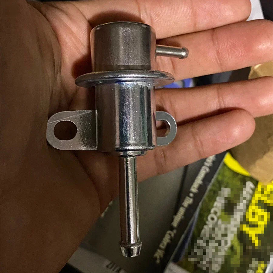 Fuel Pressure Regulator 3 Bar for Honda Civic Acura Integra (1994-2000)