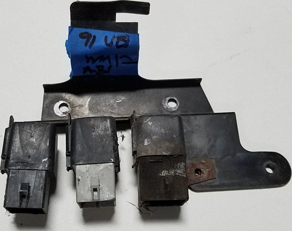 Hydraulic Pump Power Relay for 1991-1992 Thunderbird Cougar 5.0L V8