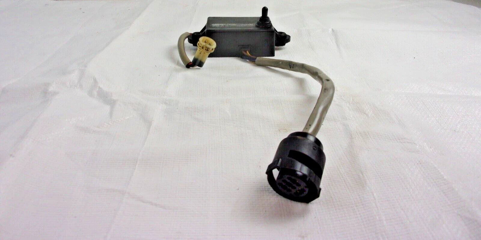 Control Unit Assy for Yamaha 115-225HP V4 and V6 (1985–2000) 6E5-85740-02-00