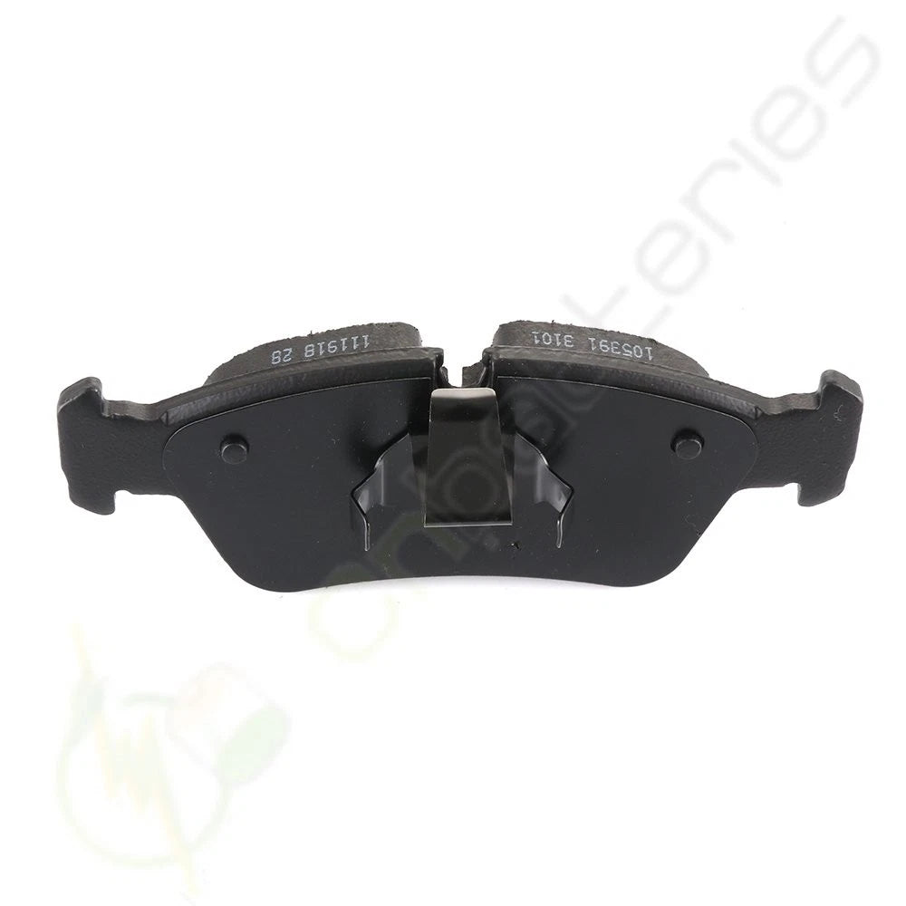 4X Front Low Dust Metallic Brake Pads for BMW 325Ci 2001–2006, 325Xi 2001–2005