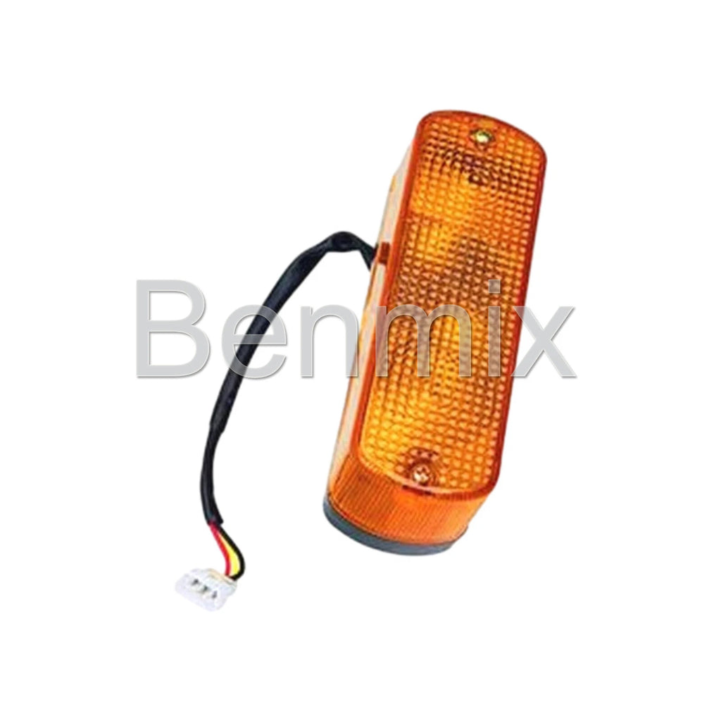 Front Combination Lamp 05153-18500 for Mitsubishi Cat Forklift (FD20–30T3)