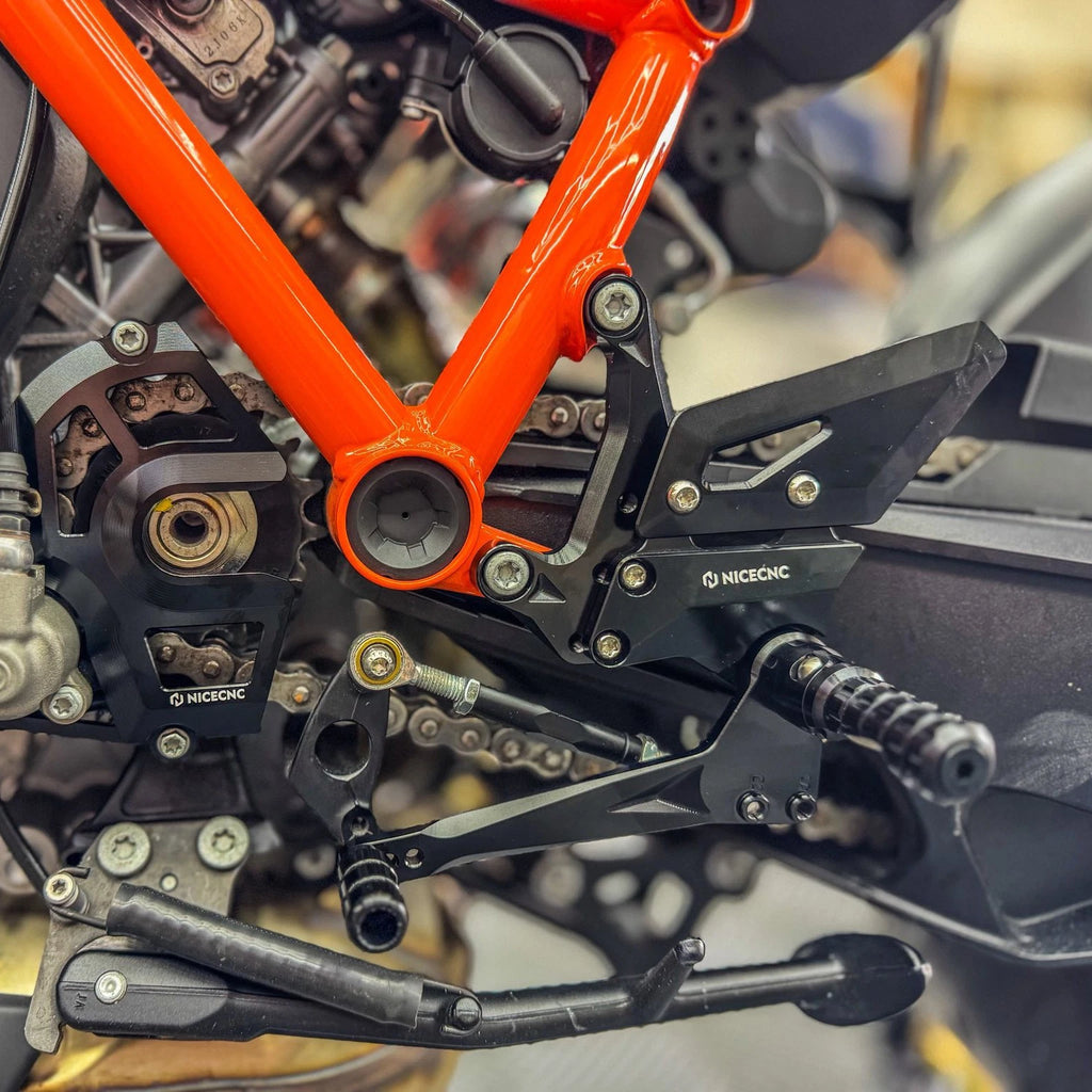 CNC Rearsets Foot Pegs for KTM 1390 Super Duke R (2024–2025)
