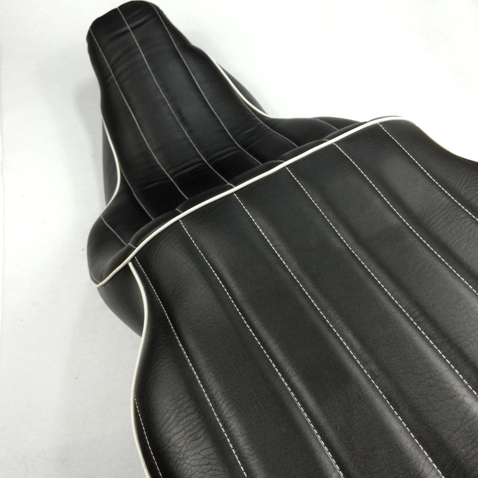 Custom Driver Passenger Seat for Harley FLHT (1997–2006)