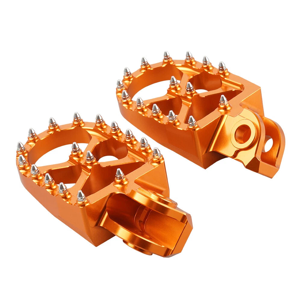 CNC Foot Pegs for KTM 690 Enduro SMC R (2008–2021), 950 990 Adventure (2003–2006)