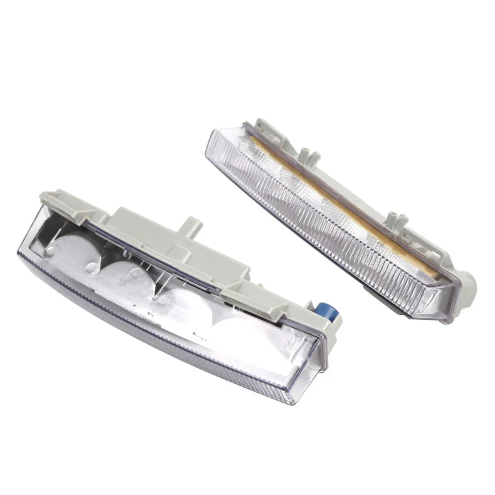 1 Pair Daytime Running Light Fog Lamp for Benz GLK250, GLK350 (2010-2015)