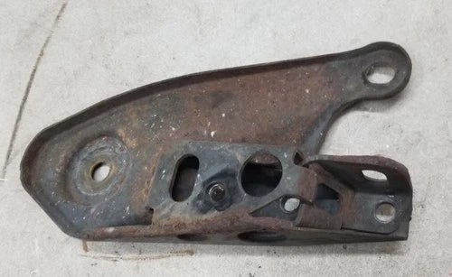 Rear Right Side Suspension Subframe Mount for Jaguar XK8 XKR (1997–2006)