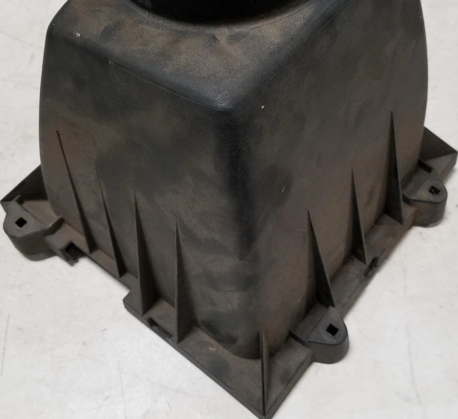 Airbox MAF Housing for Lincoln Mark VIII (1993–1998) 4.6L