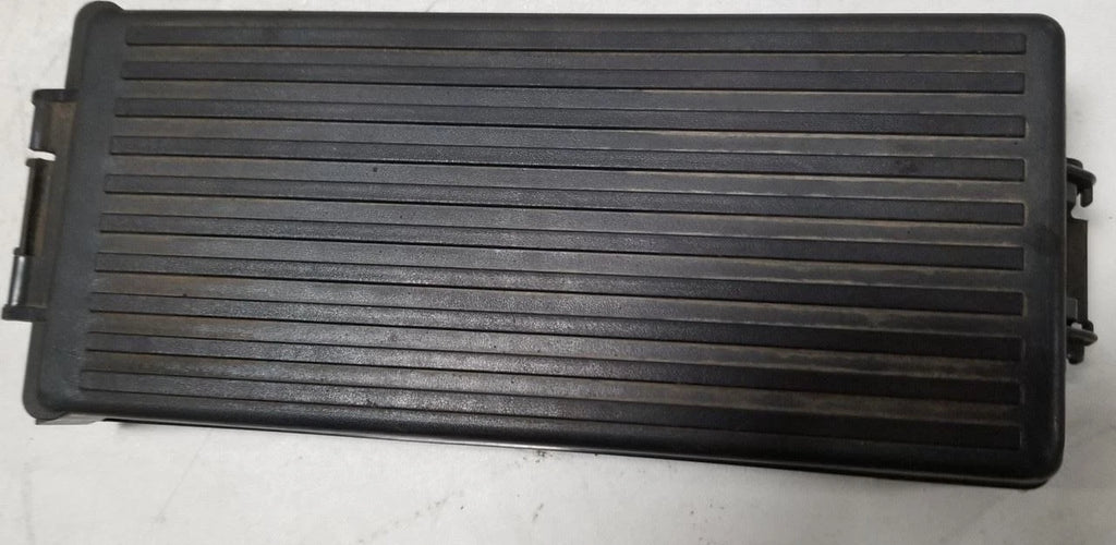 Engine Bay Fuse Box Cover for Lincoln Zephyr (2006) 6H6T-14290-AC