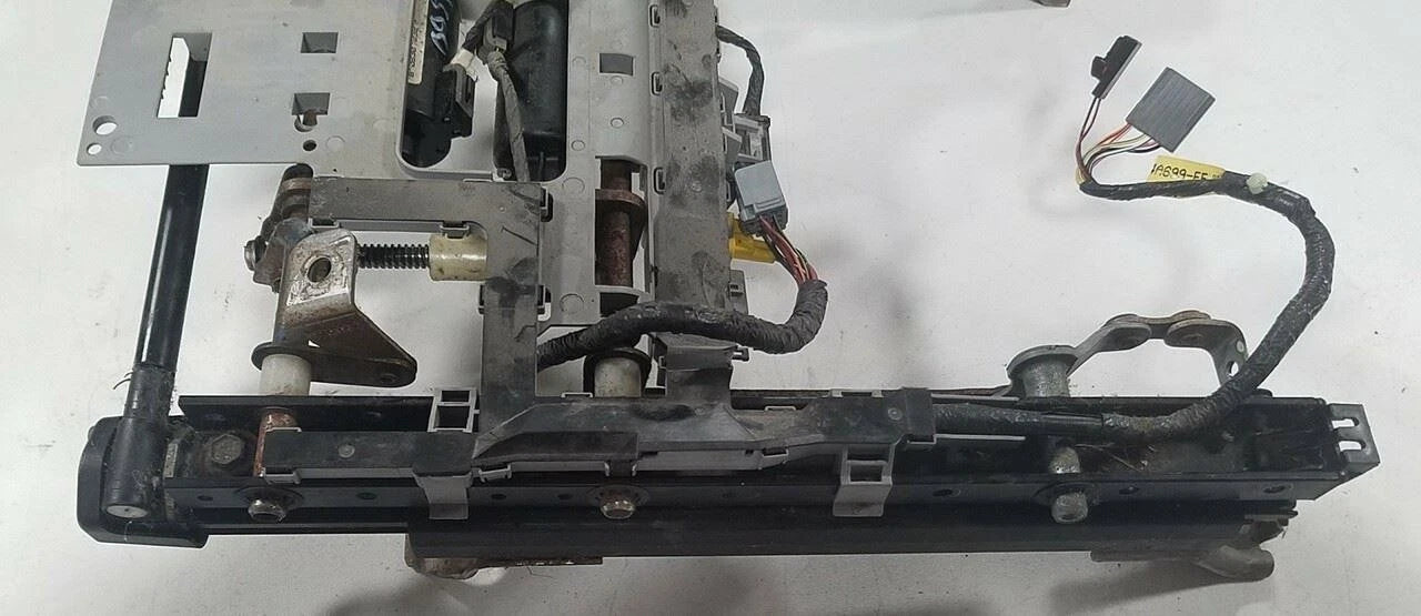 Passenger Seat Track with Motors for Jaguar S-Type (2000–2002)