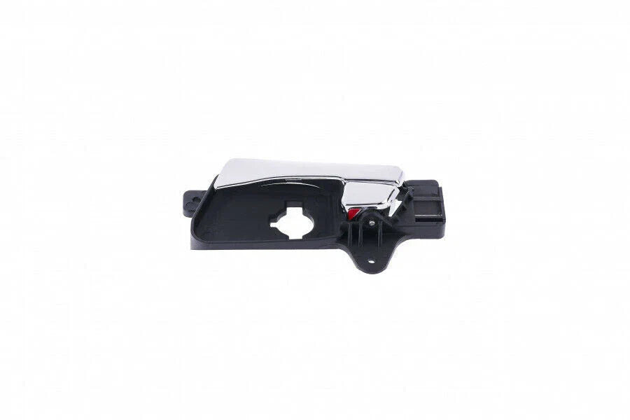 Chrome Front Left Inner Door Handle for Hyundai i30 (2007–2012)