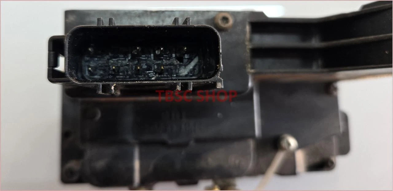 Front LH Driver Door Lock Latch 8 Pin for Lincoln LS (2000–2006)