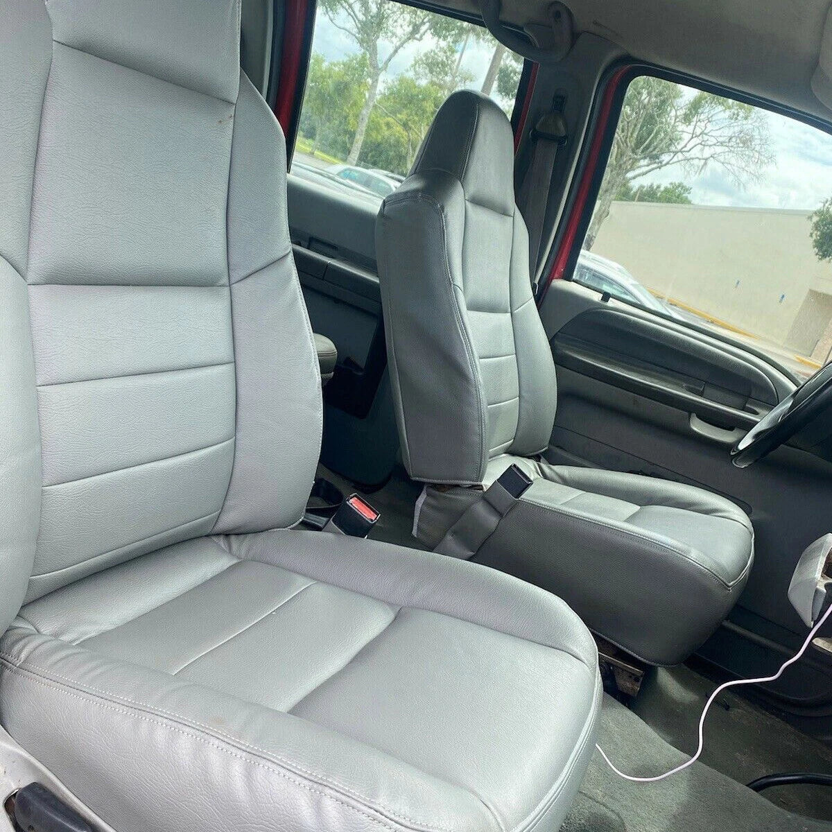 Full Front Seat Cover for Ford F250 F350 Lariat XL XLT Super Duty (2002–2007)