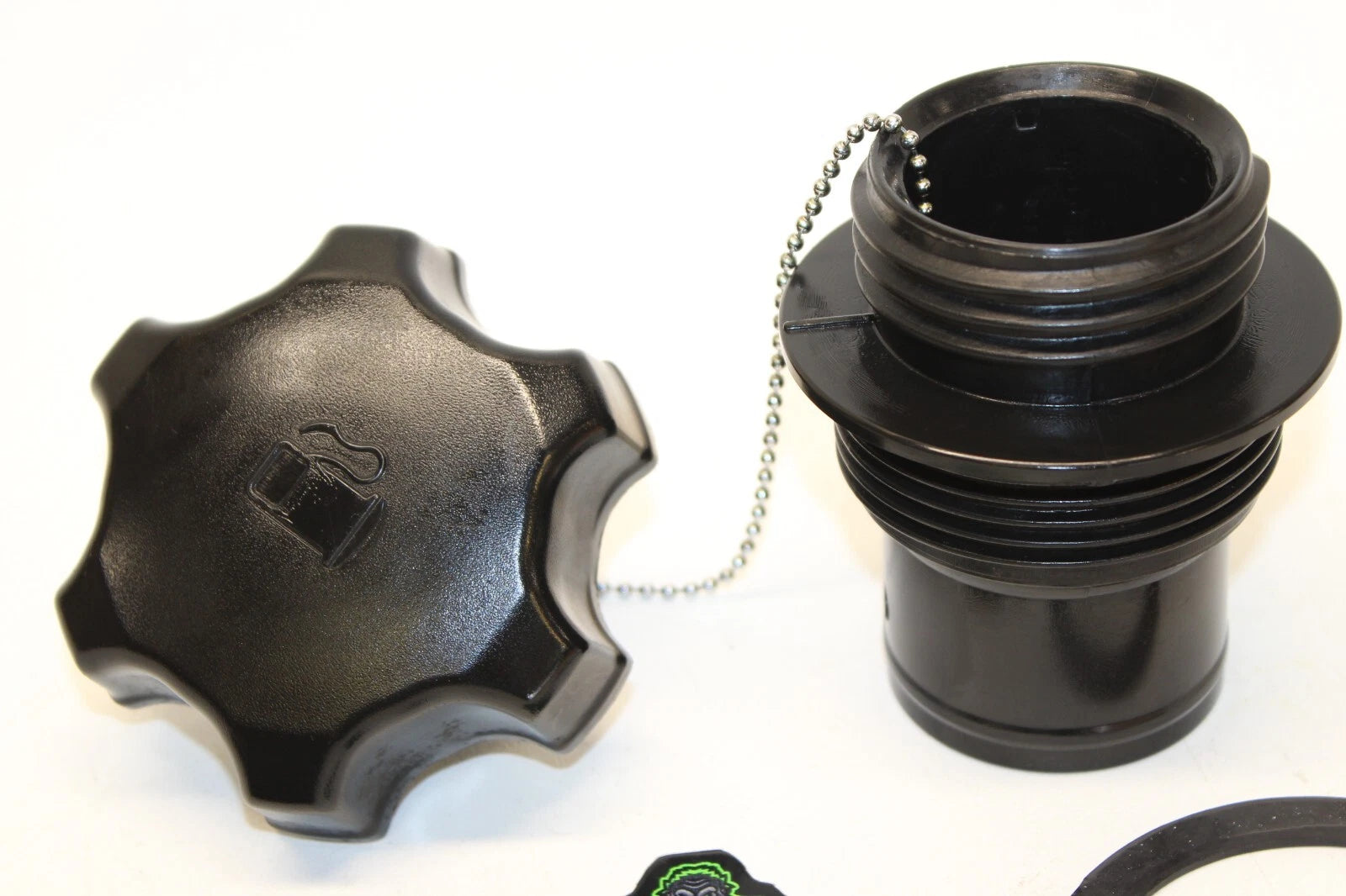 Fuel Gas Cap Neck Assembly for Kawasaki Jet Ski Ultra 130 150 (1999–2005) 51049-3722