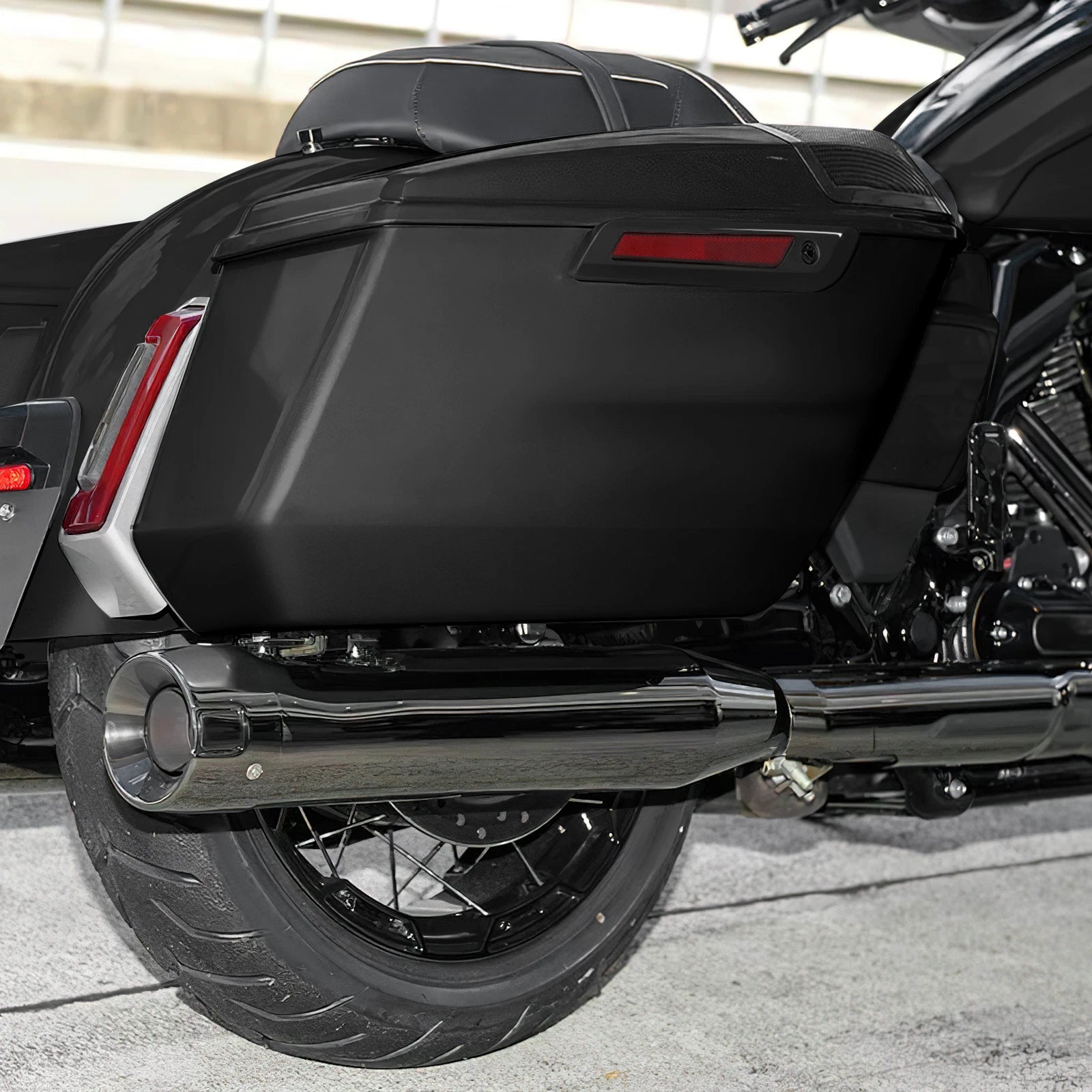 Vivid Black Hard Saddlebags for Harley CVO Street Road Glide ST (2023–2025)