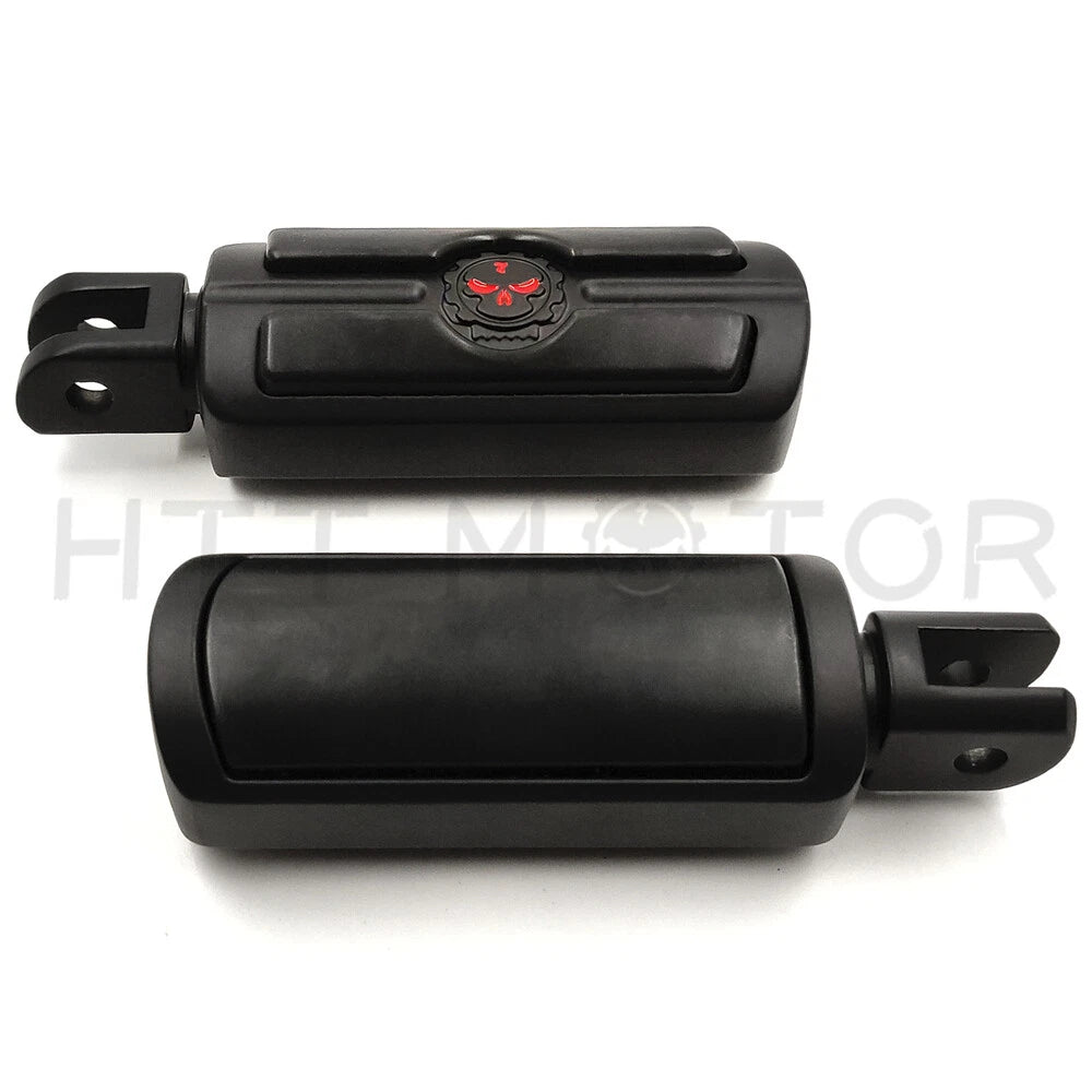 Black Gear Skull Footpegs for Harley FXBB FXBR FXBRS FXLR (2018–2023)