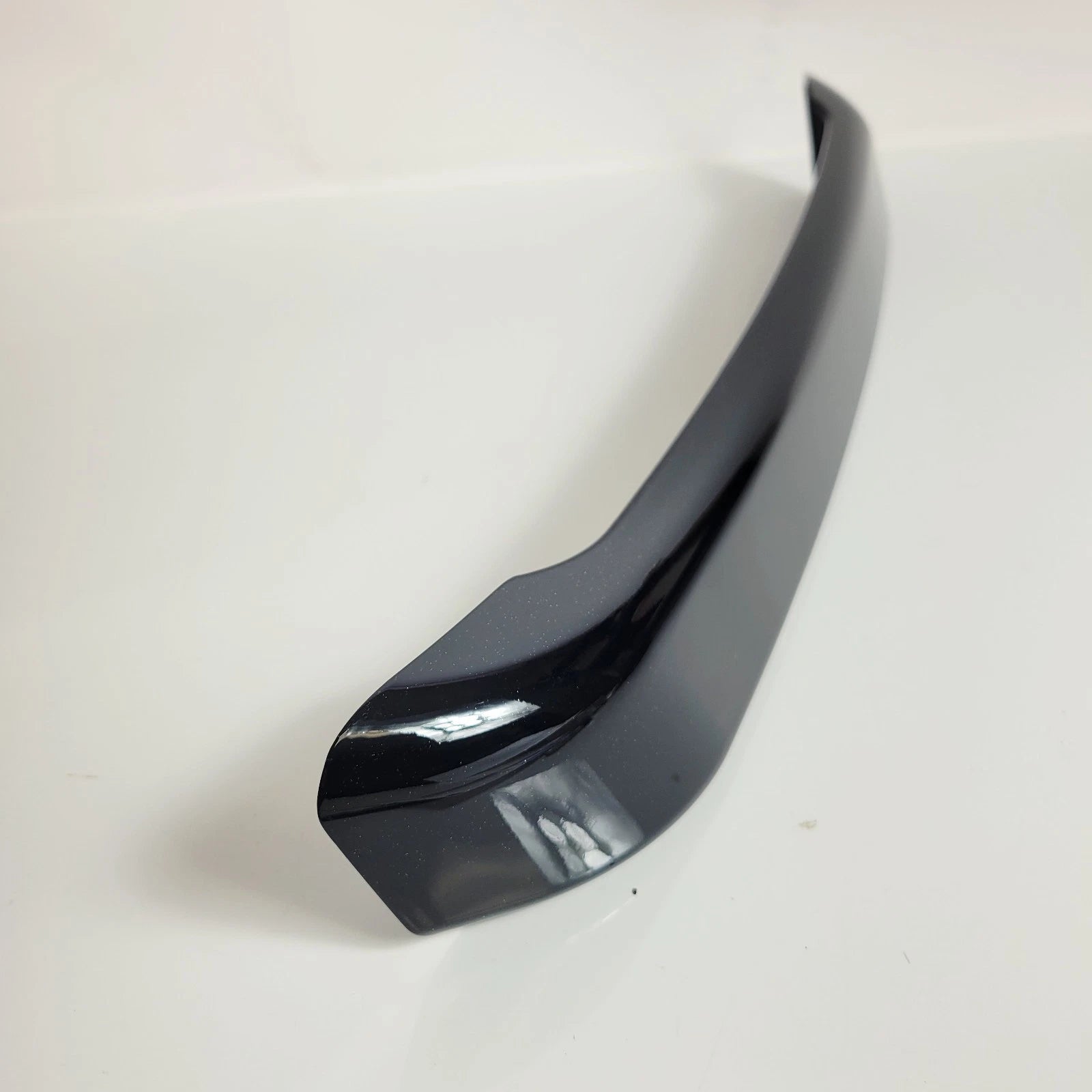 Tour-Pak Spoiler for Harley-Davidson (2016) - Starfire Black 57200086DLO