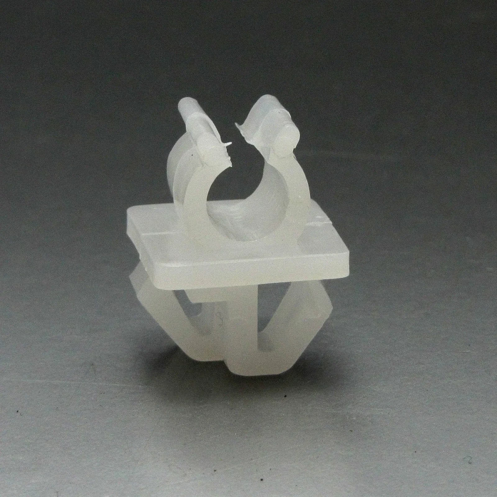 Hood Bonnet Prop Rod Support Clamp Clip for Toyota Corona T170 ST171 (1983-1992)