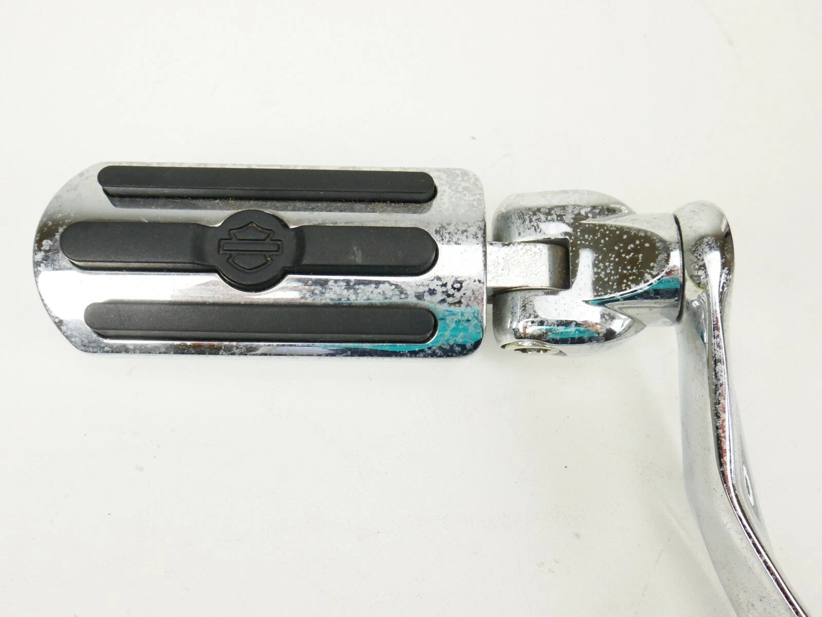 Set of 2 Chrome Crash Bar Highway Pegs for Harley Davidson (1988–2021)