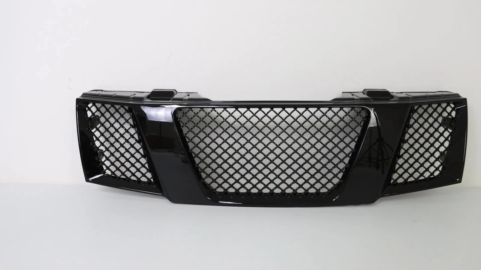Front Grill for Nissan Frontier (2005-2008) Mesh Gloss Black