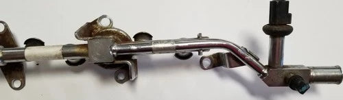 Fuel Rail for Jaguar X-Type V6 2.5L 3.0L (2002–2008)