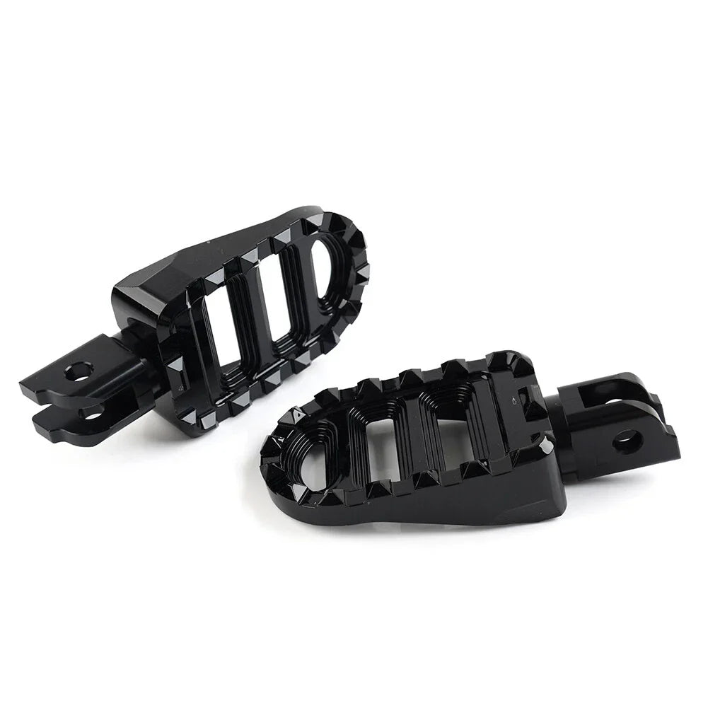 Front Footrests Pegs for Harley Softail Slim Fat Bob Street Bob Breakout