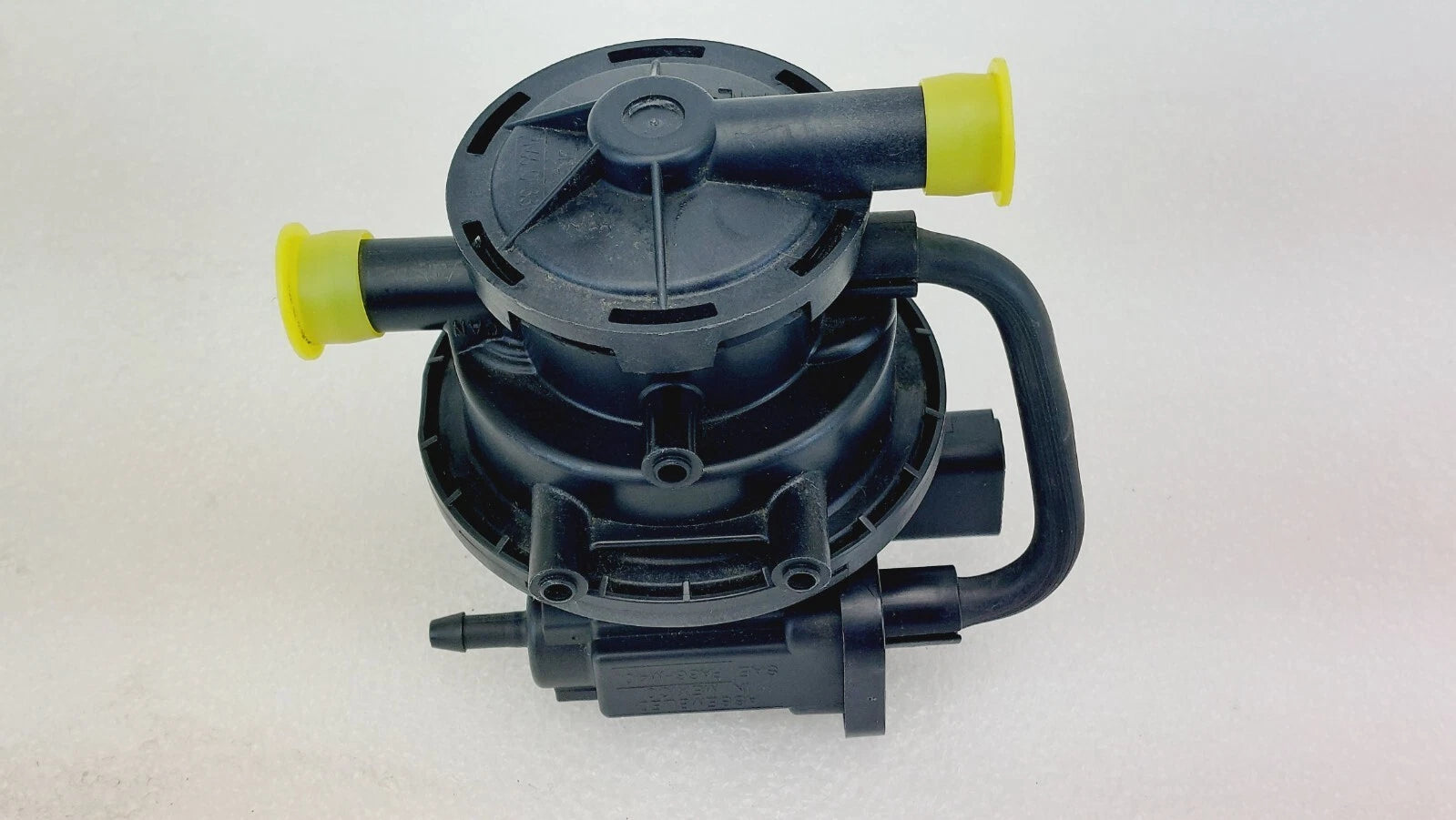 Leak Detection Pump 04891416AB for Dodge Ram 1500 (2003–2006) & Jeep Liberty (2003)