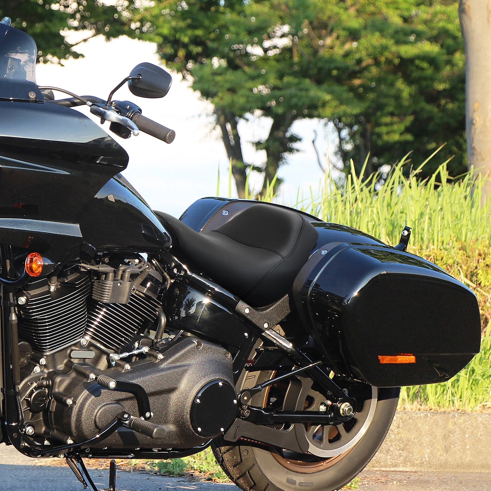 Driver Seat for Harley Davidson Sport Glide FLSB, Low Rider ST (2018–2023)