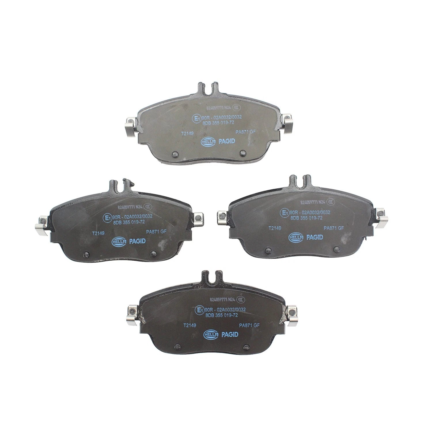 Set of 4 Hella Low-Metallic Brake Pads for MB X156 C117 (2015–2020)