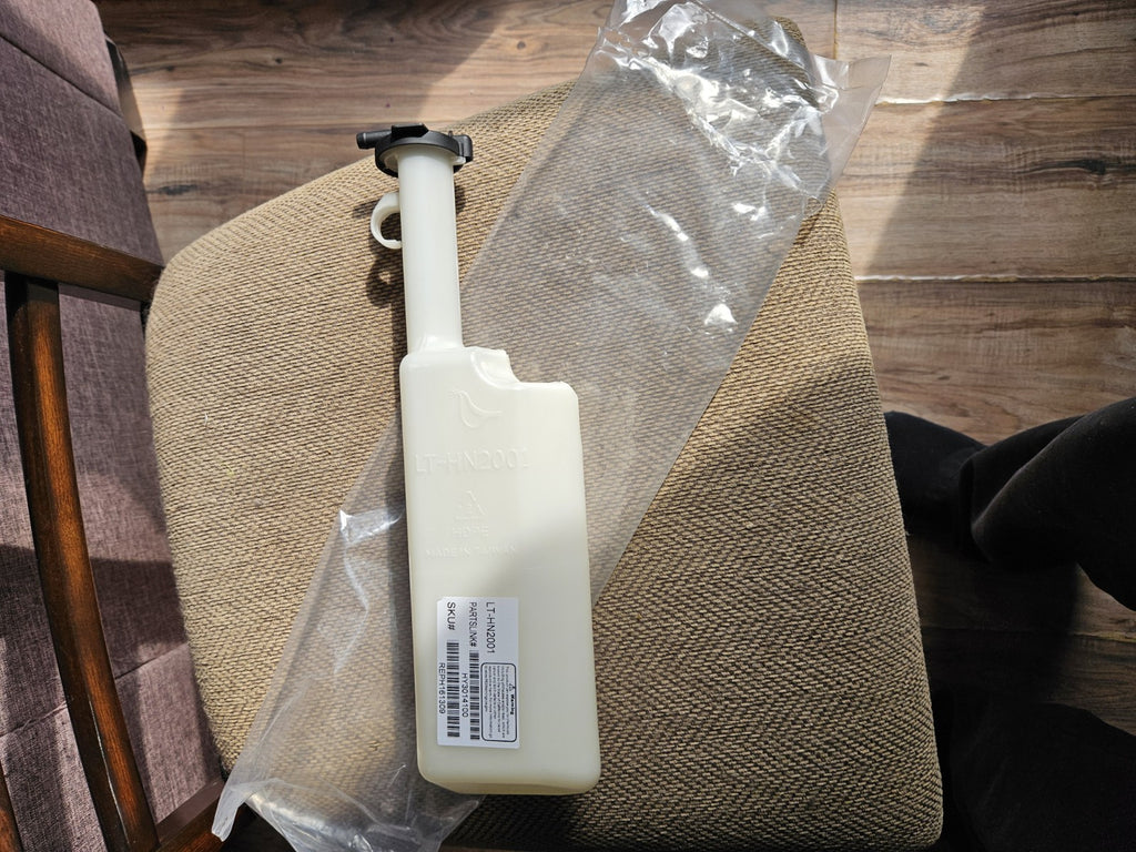 Coolant Overflow Expansion Tank for Elantra Tiburon