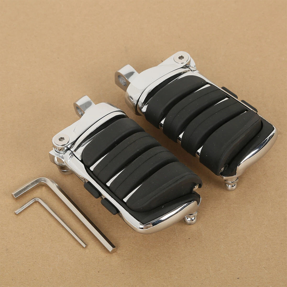 Pair Chrome Switchblade Male Mount Foot Pegs for Harley Touring Dyna