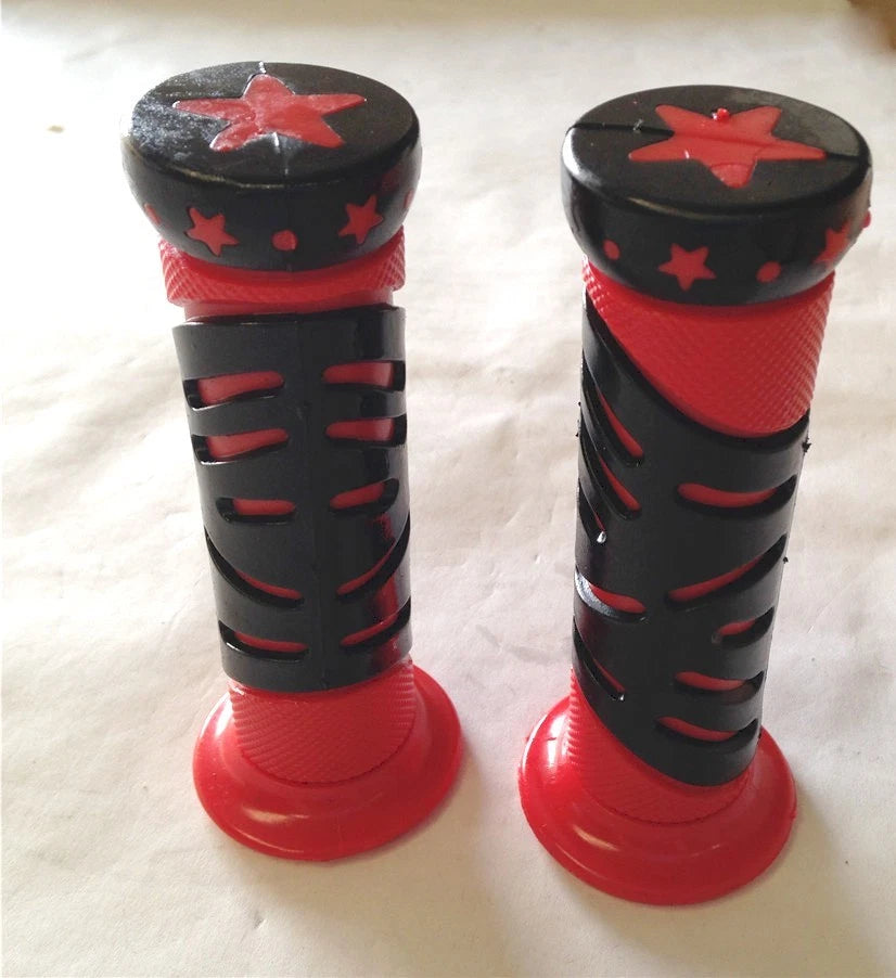 7/8" 22mm Red Star Hand Grips for Yamaha FZR YZF600 (1990–1999)
