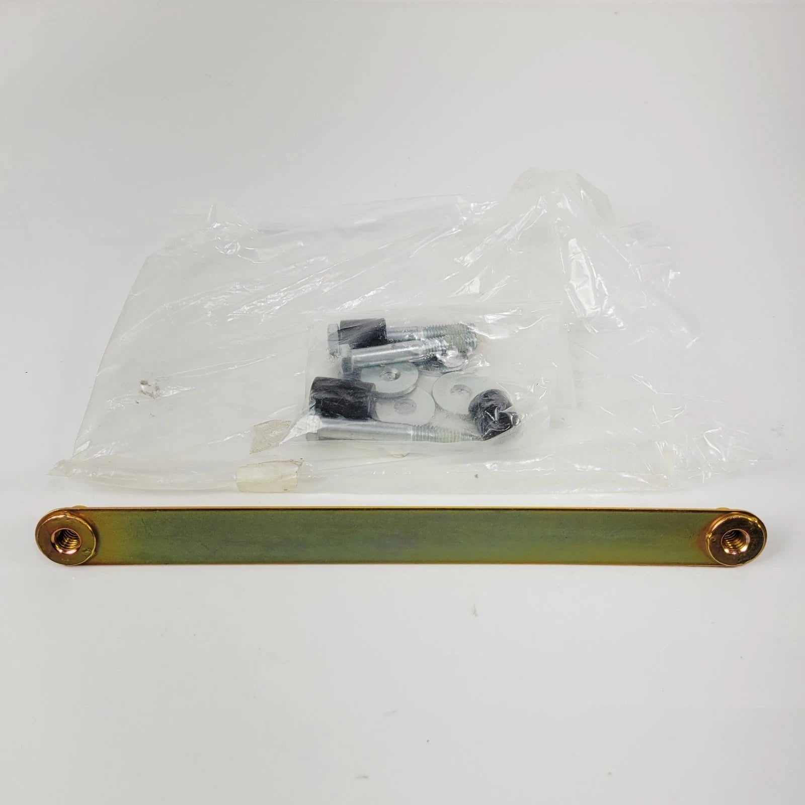 Hardware Kit for Harley-Davidson Dyna Saddlebags (2002–2005) - 92024-09A