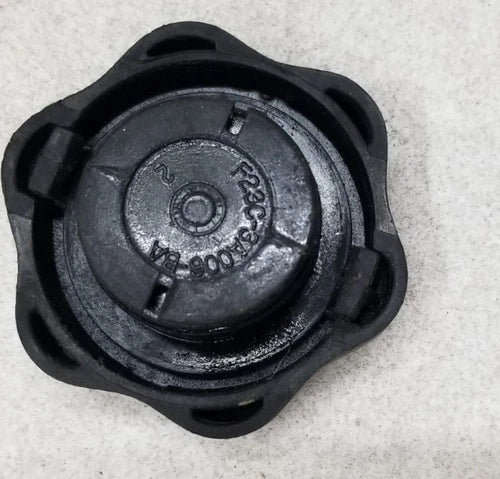 Power Steering Fluid Reservoir Cap for Lincoln Continental (1995–2002)