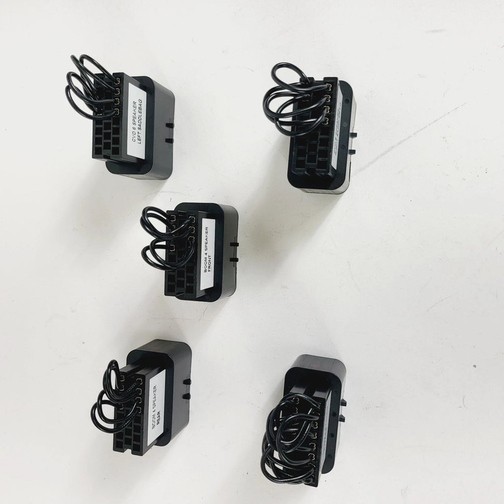Set of 2 Rockford Fosgate Boom Audio Amplifier Bypass Plugs for Harley Davidson (2014–2023)