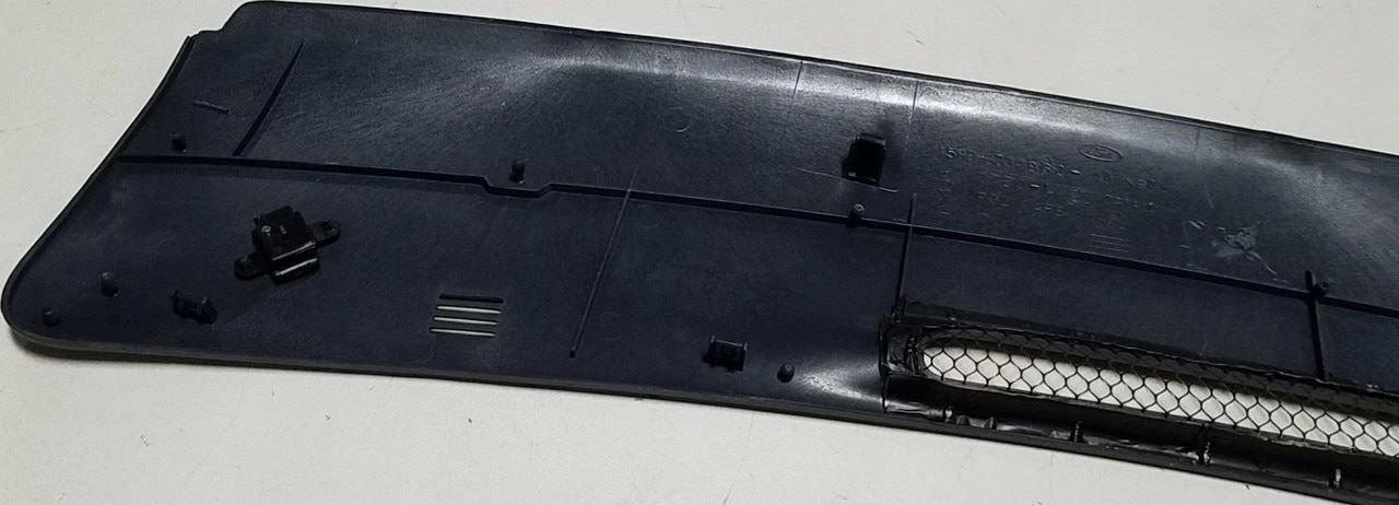 Dash Upper Trim Vent Panel for Ford Thunderbird Cougar (1994–1997)