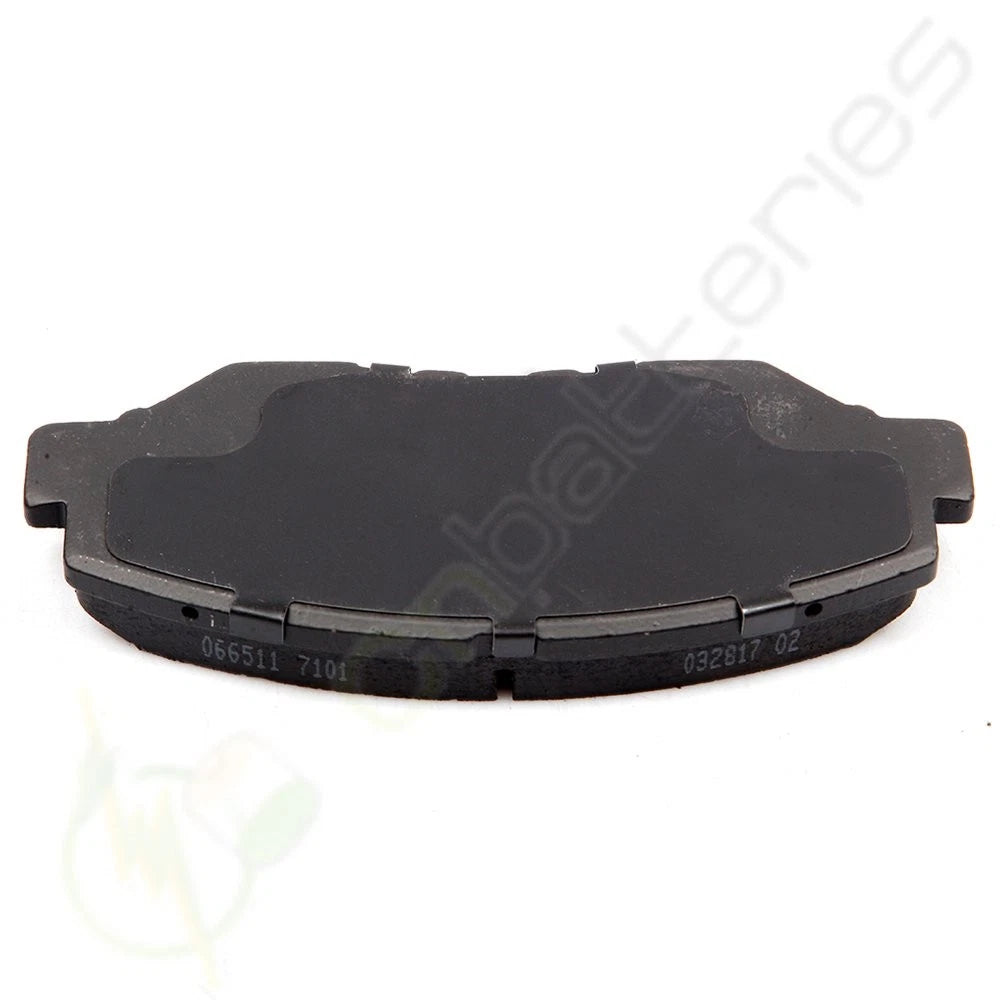 Set of 4 Low Dust Ceramic Brake Pads for Honda CR-V (2005–2006)