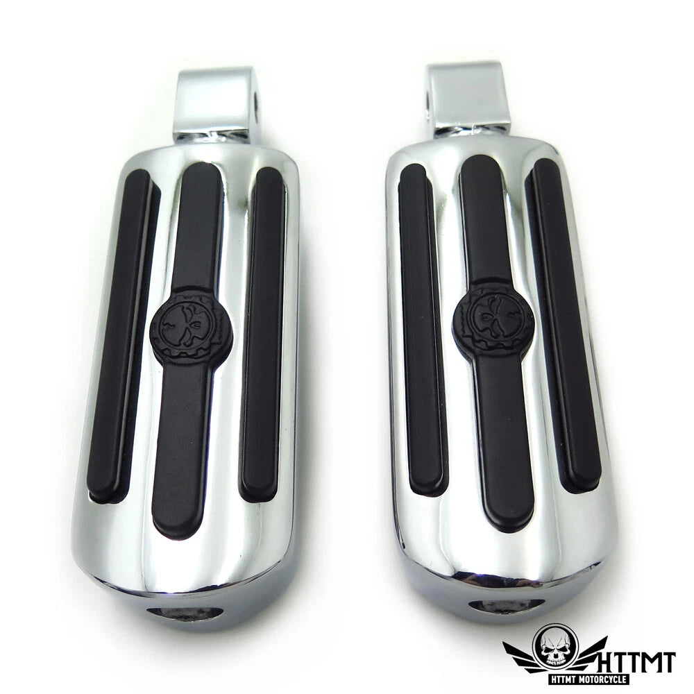 Custom Groove Gear Skull Footpegs for Yamaha Road Star Warrior (2002–2009)