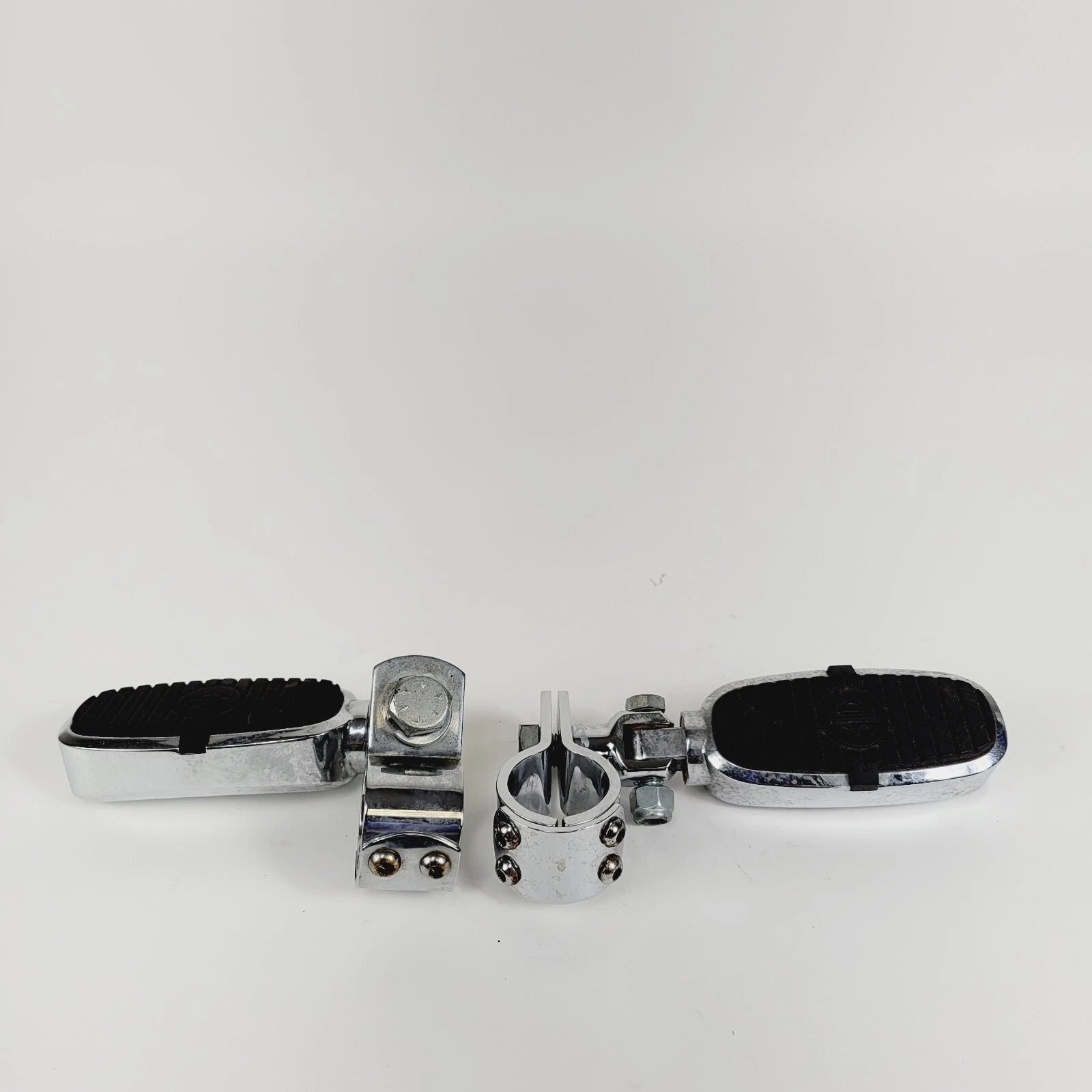 Chrome Adjustable Highway Pegs for Harley Davidson (1 1/4")