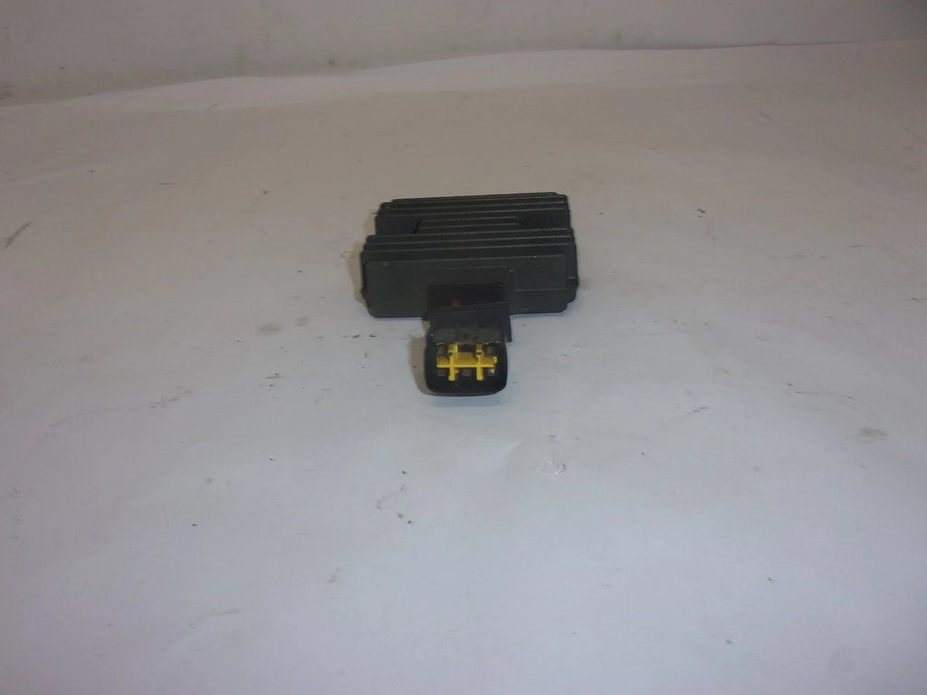 Rectifier Regulator for Yamaha 50-60-70-115 (1968–1975) 68V-81960-10-00