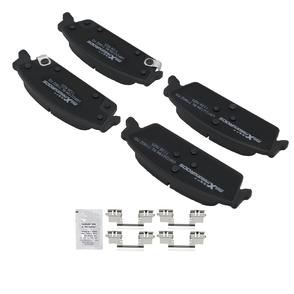 Rear Ceramic Brake Pads Kit for Chevrolet Silverado 1500/GMC Sierra 1500 (2014–2018)