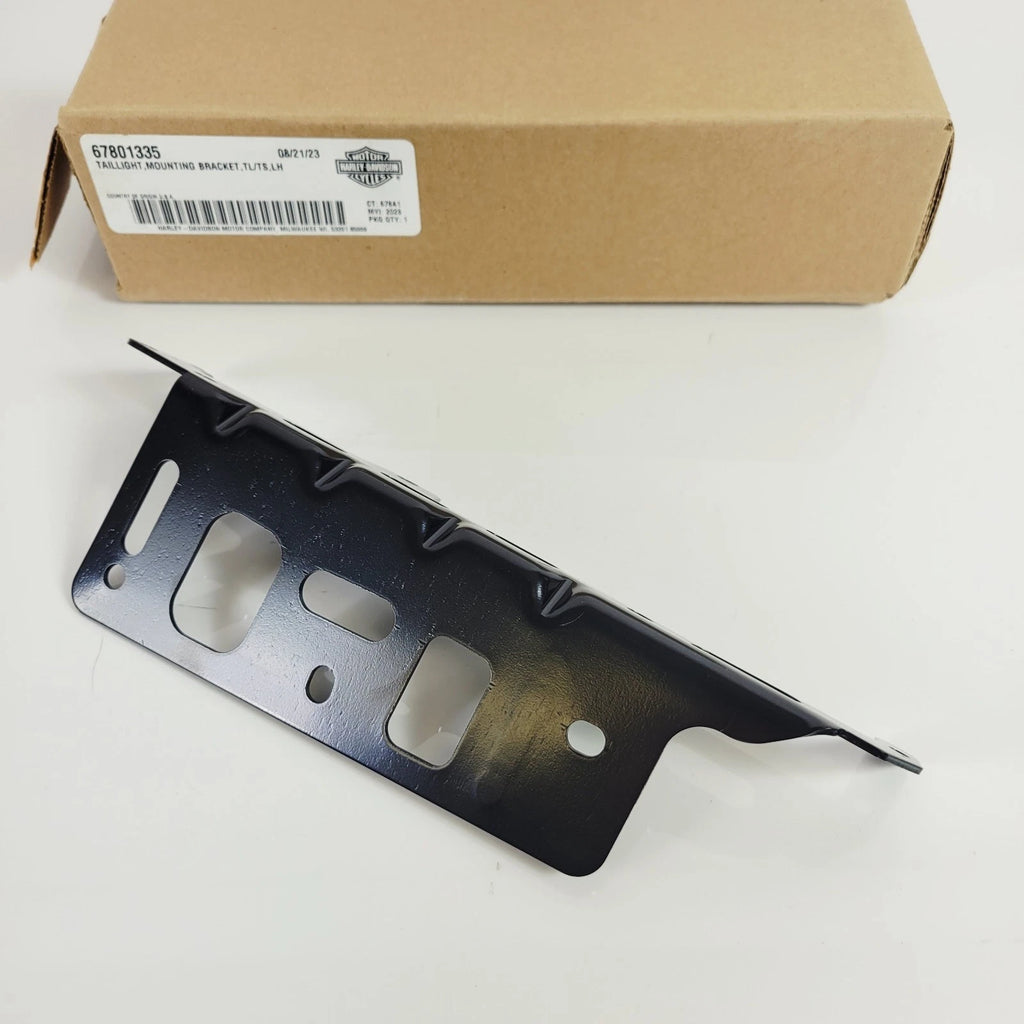 Tail Lights License Plate Mount Bracket for Harley Touring (2014–2023)