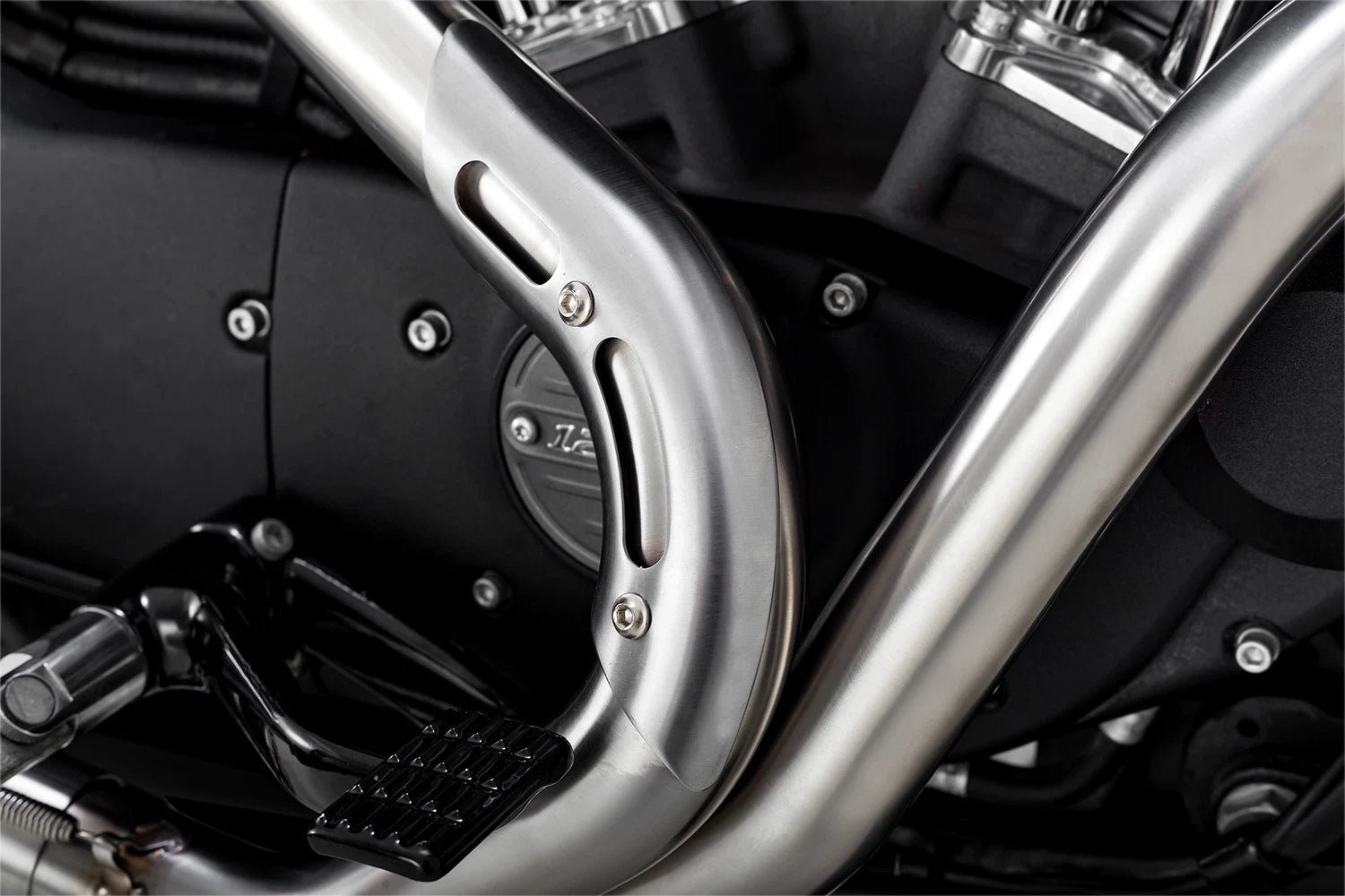 2-into-1 Upsweep Exhaust for Harley Sportster (2014–2022)