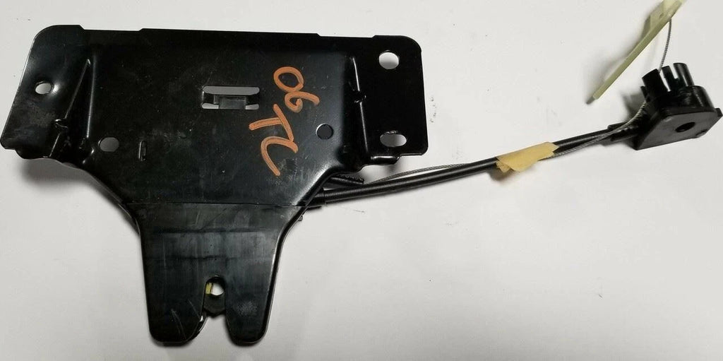 Trunk Lid Lock Latch for Lincoln Town Car (2003–2007) 6W1A-5443282-AA