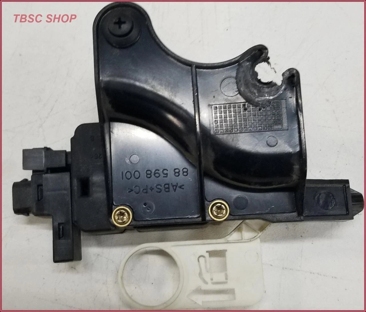 Lock Latch Actuator Release Fuel Door for Jaguar XJ8 VDP XJR (2004–2009)