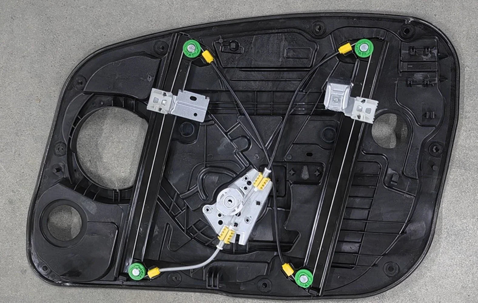 Front Left Window Regulator With Panel for Hyundai i30 (2012–2017)