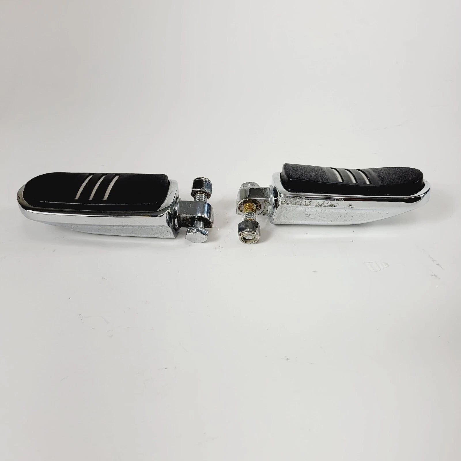 Chrome Streamliner Passenger Highway Foot Pegs for Harley (OEM)
