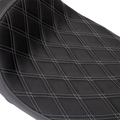 Predator 1Up Seat for Drag Specialties (Vinyl, Double Diamond Silver Stitch)